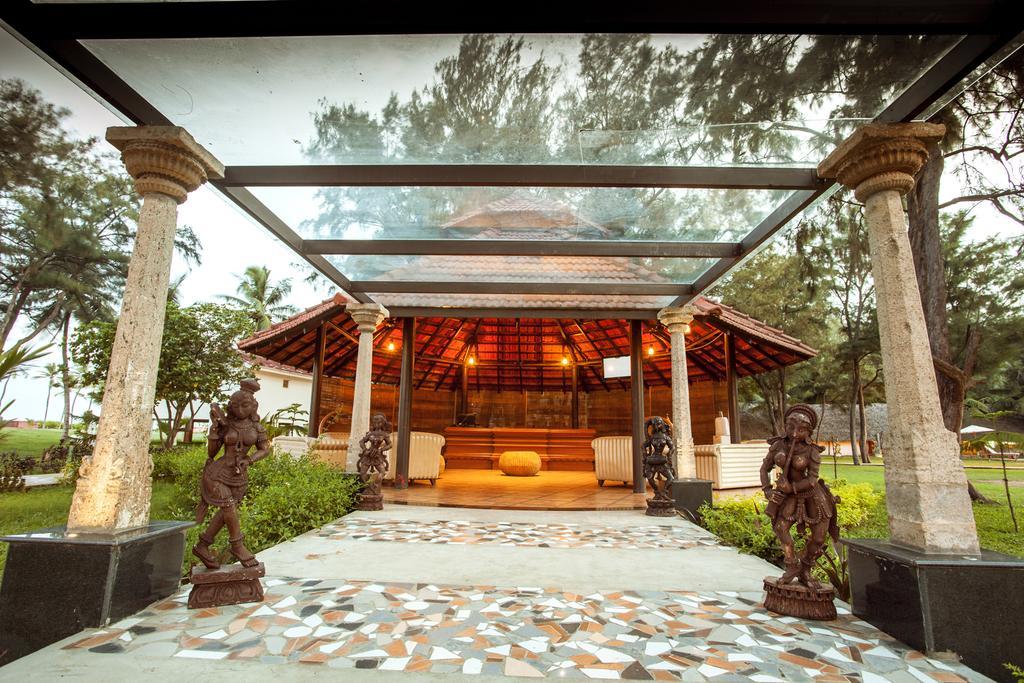 Vgp Golden Beach Resort Madrás Exterior foto